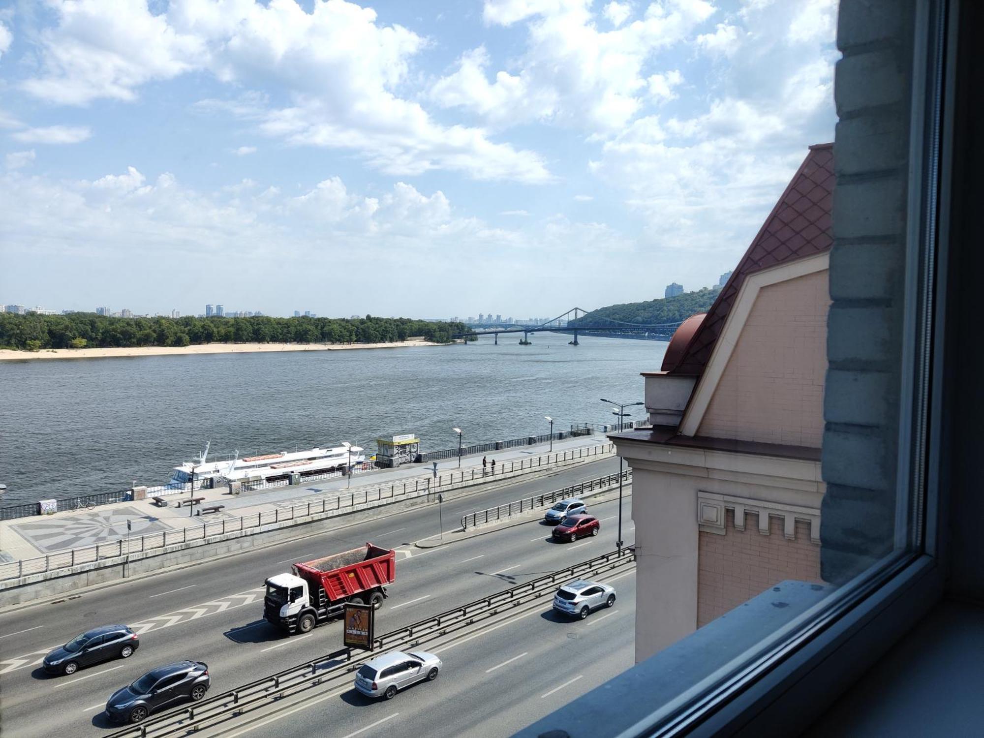 Real Home Apartmens - Podil Promenade Киев Номер фото